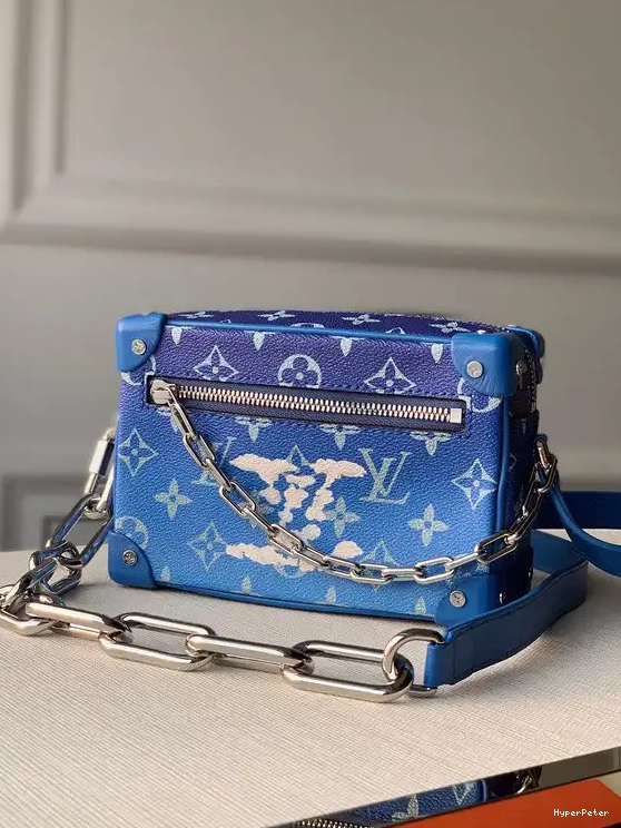 SOFT LOUIS VUITTON TRUNK 0611